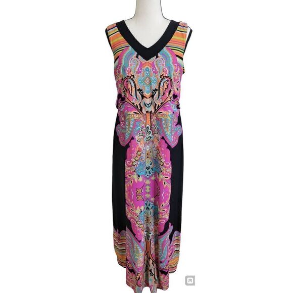 Soho Apparel LTD Colorful Aztec Tribal Vneck Maxi Dress Size M - Picture 1 of 7